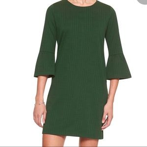 Banana Republic Women's Green Bell Sleeve Textured Shift Dress
